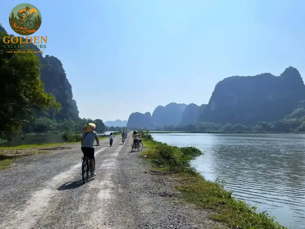 3 Days Ninh Binh Cycling Tour & Hồ Đồng Chương Camping